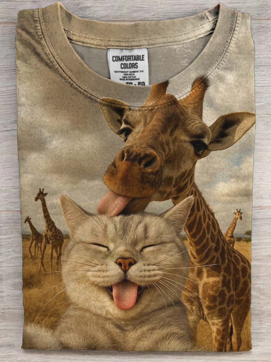 Funny Giraffe Licking Cat Print Casual Short-Sleeve T-Shirt