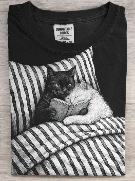 Illustrated Reading Cat Print Casual Short-Sleeve T-Shirt